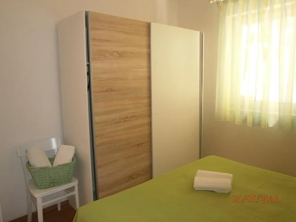 Apartments Sea And Sun Rabac