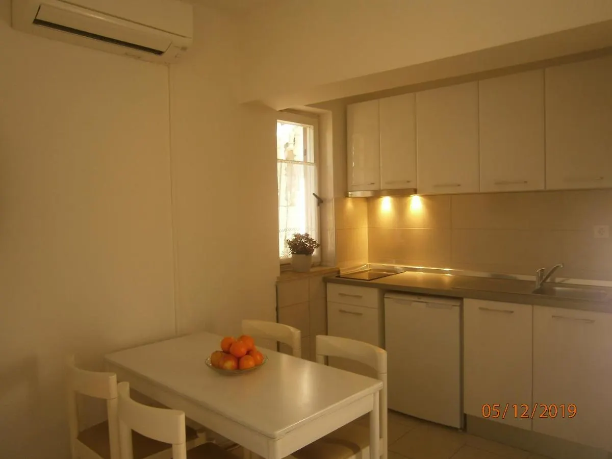 Apartments Sea And Sun Rabac
